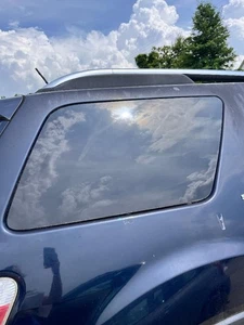 2007 08 09 10 11 12 GMC Acadia Rear Quarter Window Glass Passenger Right Side - Picture 1 of 1