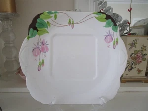 VINTAGE GRAFTON CHINA HAND PAINTED FUCHSIAS FINE BONE CHINA CAKE PLATE - Picture 1 of 8