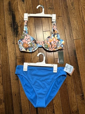 Bikini Wild Fable Top Tono y Shore Bottoms 2 Piezas Azul Floral Talla Mediana Nuevo con Etiquetas Foto 1 de 4