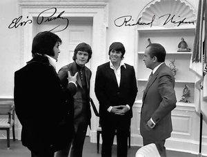 Richard Nixon & Elvis Presley Autograph USA Autograph King Of Pop - Picture 1 of 1