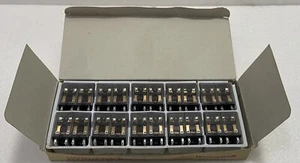BOX OF 20 PCS HONEYWELL SZR-MY2-N1 24VDC RELAY - NEW - Picture 1 of 8