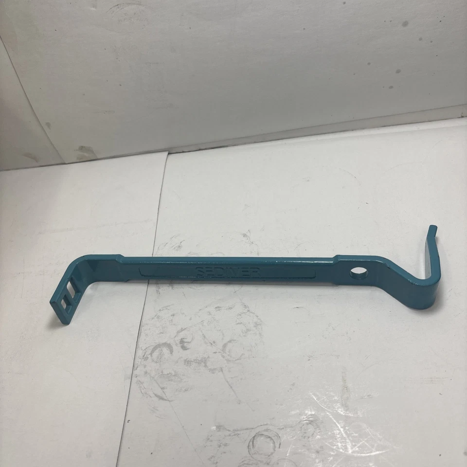 Pieza sediver. ¿Percha? ¿Mango? Foto 1 de 4