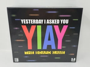 YIAY: Das Brettspiel (Gestern habe ich dich gefragt) von Juniper, Open Box (versiegelte Karten) - Bild 1 von 15