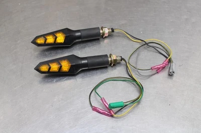 14-16 KTM 390 DUKE FRONT LEFT RIGHT TURN SIGNALS LIGHT INDICATORS Foto 1 de 4