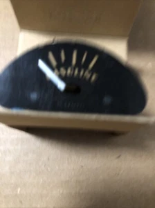 1949 BUICK SERIES 40 Gas Gauge In Box Nos 1517078 - Picture 1 of 4