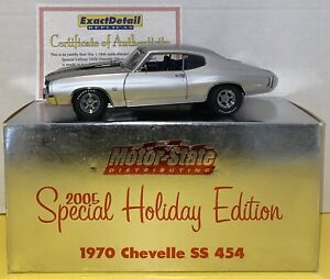 EXACT DEATAIL REPLICAS 1:18 SCALE 1970 CHEVROLET CHEVELLE LS-6 SS454 SILVER/BLK