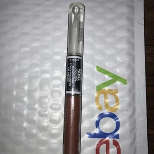 NYC Smooch Proof Long Wearing Lip Color With Top Coat 482A FASHIONISTA sealed - Picture 1 of 2