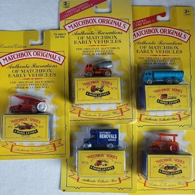 LOTE ORIGINAL Matchbox 1993 tractor, petrolero, camión de bomberos, mezclador de cemento, furgoneta - NUEVO Foto 1 de 4