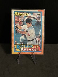 1990 Topps CAL RIPKEN Jr Baltimore Orioles Record Breaker Baseball Card #8 