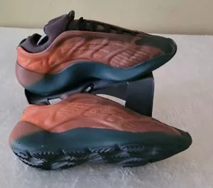 Adidas Yeezy 700 V3 'Copper Fade Sneakers Size 10 UK 9.5 779001 Yeezy Shoes - Picture 1 of 11