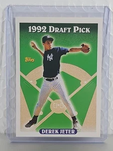 1993 Topps - Derek Jeter #98 (RC) 1992 Draft Pick, NYY, See Pics! - Picture 1 of 8