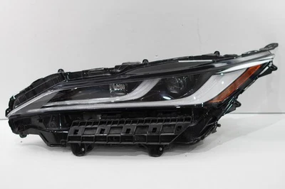 Proyector de faros laterales LED para conductor Toyota Venza 2021 2022 2023 OEM Japón D1 Foto 1 de 4