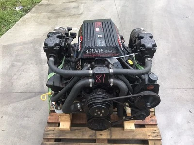 Морской двигатель Mercury MerCruiser 4.3 LX V6 262 БЕЗ СОЛИ 438 часов - Изображение 1 из 4