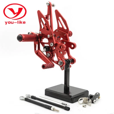 Juego de montaje estriberas delanteras rojas CNC para Yamaha FZ1 06 07 08-16 Foto 1 de 4