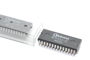 EEPROM Speicher-Baustein v. Winbond Typ W27F512-15, DIP28 / 512Kx1 / 150ns, NOS - Picture 1 of 3