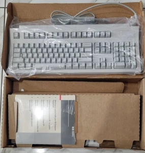 Hewlett-Packard D4950B keyboard - Picture 1 of 3