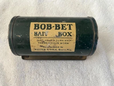 Vintage BOB-BET Metal Bait Box MFG by Walter S. Cole, Beaver, Wis. W/ Belt Loops - Image 1 of 3