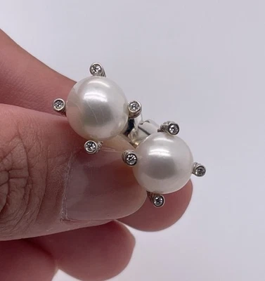 Aretes David Yurman de plata de ley de 6 mm de perlas Foto 1 de 4