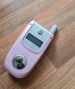 Motorola V220 Pink Mobile Phone Flip Phone Unlocked - Picture 1 of 1