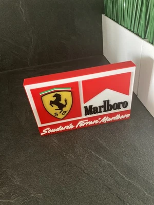 Logo Ferrari 97 Marlboro 3D, Rouge , 19cm x 12 cm x 2cm - Immagine 1 di 4
