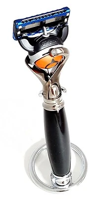 5 Edge Cartridge Shaving Razor With Resin Handle Perfect Razors For Men - Image 1 of 4