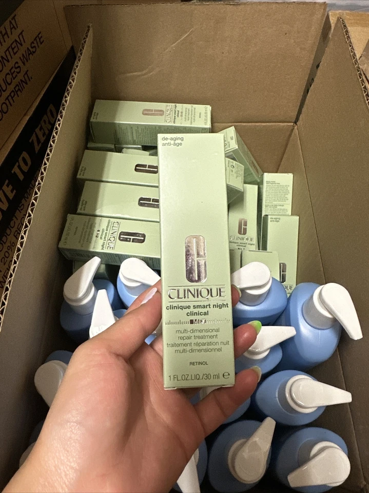 Clinique Smart Night Clinical MD Tratamiento Reparador Multidimensional Retinol -NUEVO EN CAJA Foto 1 de 4