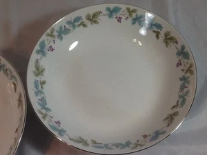 Fine China of Japan VINTAGE #6701 Pattern 9 3/8" ROUND SERVING VEGETABLE BOWL  - Picture 1 of 4