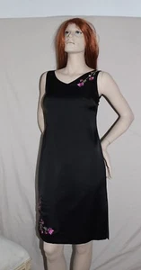 ANNE BROOKS Petite Dress Size 8 UK floral embroidered Satin party black - Picture 1 of 9