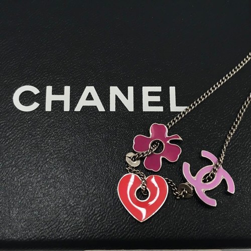 CHANEL CC CoCo Loghi Collana Ciondoli Cuore Metallo Misura (44)Argento