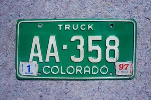 1977 - 1997 Colorado LKW Nummernschild niedrig # AA - 358 - Bild 1 von 3