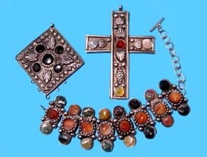 KONVOLUT AUSWAHL VINTAGE GROSSES SCHMUCK KREUZ, ARMBAND und MONTIERUNG mit ECHTEN STEINEN!!! - Bild 1 von 6