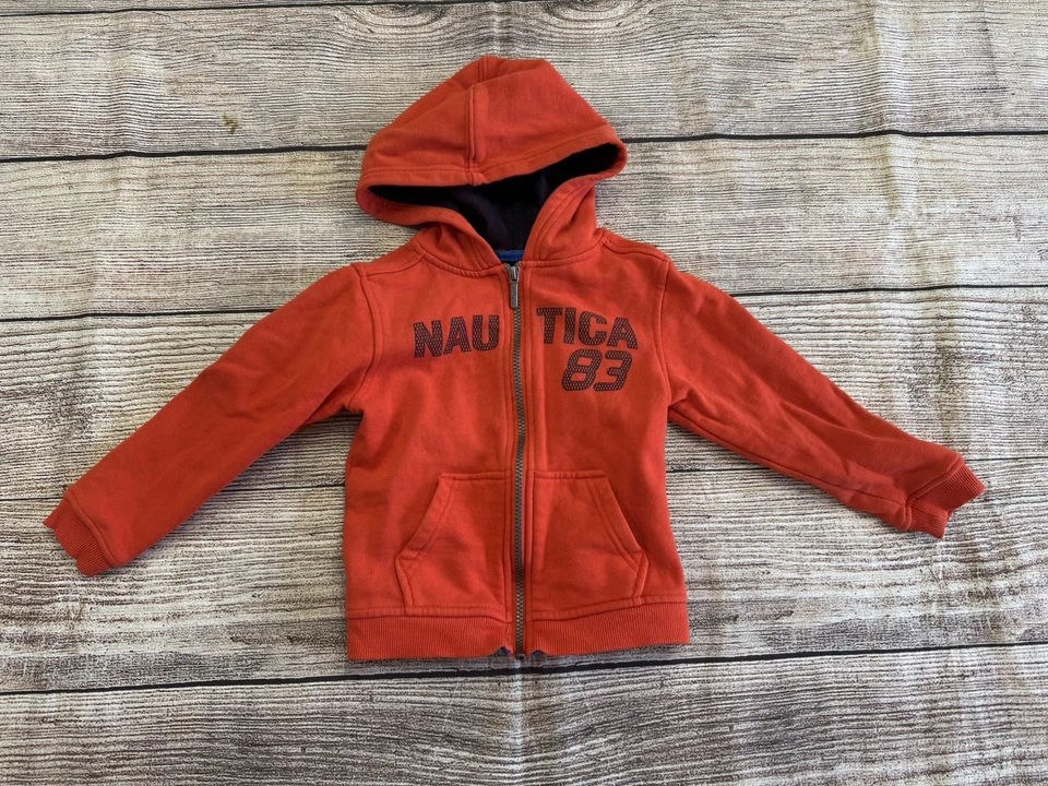 Sudadera con capucha roja con cremallera Nautica 4T con “Nautica 83” Foto 1 de 1