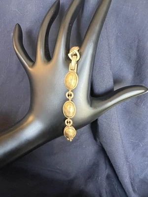 Pulsera vintage Liz Claiborne tono dorado 285 Foto 1 de 4