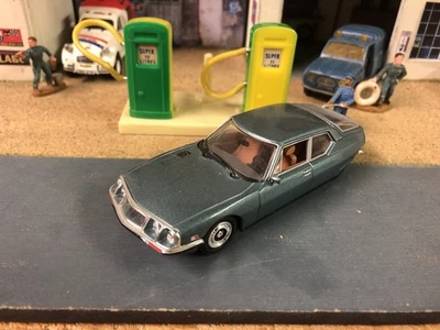 CITROEN SM VERSION USA DE 1972 1/43 UNIVERSAL HOBBIES - Photo 1/4