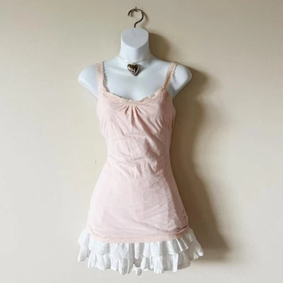 Camiseta sin mangas Y2K Abercrombie Baby rosa encaje cami Foto 1 de 2