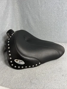 Harley Davidson Studded Solo Seat RDW 92/61-0067 OEM Motorcycle READ - Bild 1 von 20
