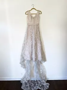 Size 2 Vintage Wedding Dress Champagne w/ Lace And A Train, measurements below  - Picture 1 of 8