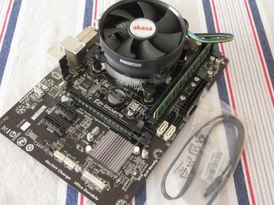 Gigabyte H81M-DS2V / i3-4160 / 8GB 1333MHz DDR3 (bundle) [#6] - Image 1 of 4