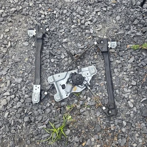 2010-2017 Chevy Equinox GMC Terrain Front Left Door Window Regulator - Picture 1 of 2