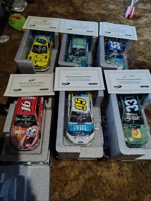 SpongeBob SquarePants 400 1:24 NASCAR DIECAST BUNDLE Complete Set Autographed  - Image 1 of 4
