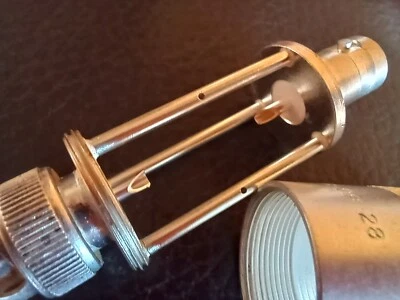 1 NOS KINGS KC-99-28  RF TIGHT COMPONENT HOLDER BNC IN/OUT FREE SHIP — 第 1/4 张图片