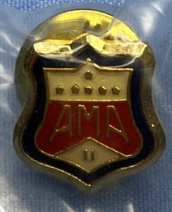 AMA 11 JAHRE MITGLIED WESTE JACKE MÜTZE ANSTECKNADEL - Bild 1 von 3