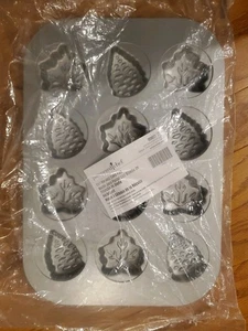 Pampered Chef Fall Harvest Cake Pan,  New, Sealed,  100021 - Picture 1 of 4
