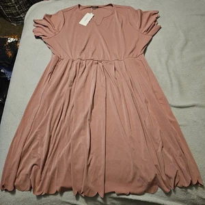 NUEVO CON ETIQUETAS 28/5X Bloomchic Mujer Rosa Elástico Cintura Bolsillo Rodilla Vestido Dobladillos Festoneados - Imagen 1 de 7