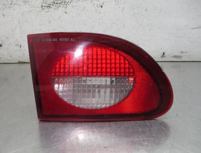 2000 - 2002 雪佛兰骑士司机侧左尾灯盖安装原始设备制造商-22633216 — 第 1/4 张图片