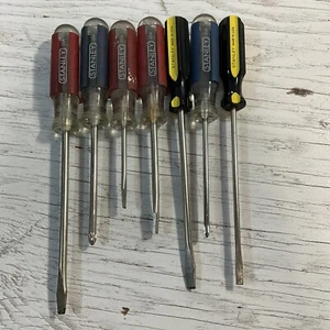Lote de 7 destornilladores Stanley 5 cabezales planos 2 herramientas usadas Phillips - Imagen 1 de 7