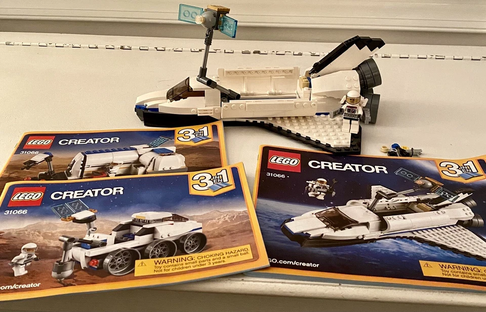 LEGO Creator Space Shuttle Explorer (( RETIRED  )) 2017 31066 - Image 1 of 1