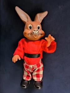 Laufender Hase mechanisches Spielzeug Retro DDR Aufziehhase mit Uhrwerk Vintage - Bild 1 von 18