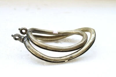 Antigua pulsera de campana de pierna de camello de latón hecha a mano NH4823 Foto 1 de 4