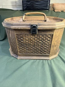 Gorgeous Vintage Lerner Sewing Box With Original Tray 15.75" x 9" - Picture 1 of 11